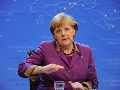 Merkel Trampın Avropa İttifaqının parçalanmasına dair fikirlərinə münasibət bildirib